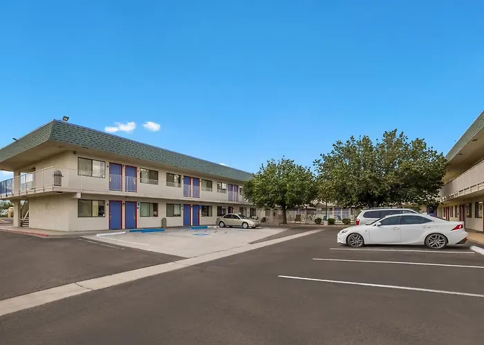 Knights Inn Sierra Vista / East Fry