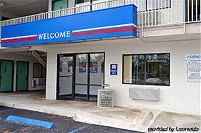 Hotel Knights / East Fry